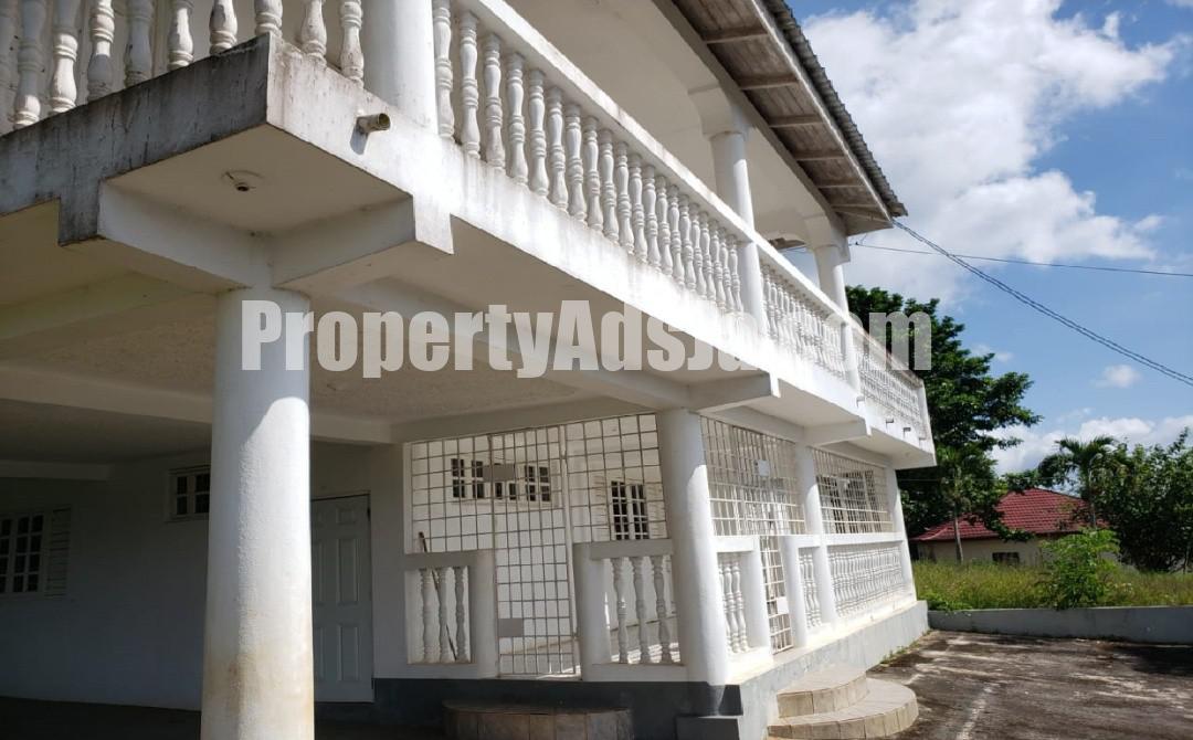 House For Sale in Williamsfield, Manchester Jamaica