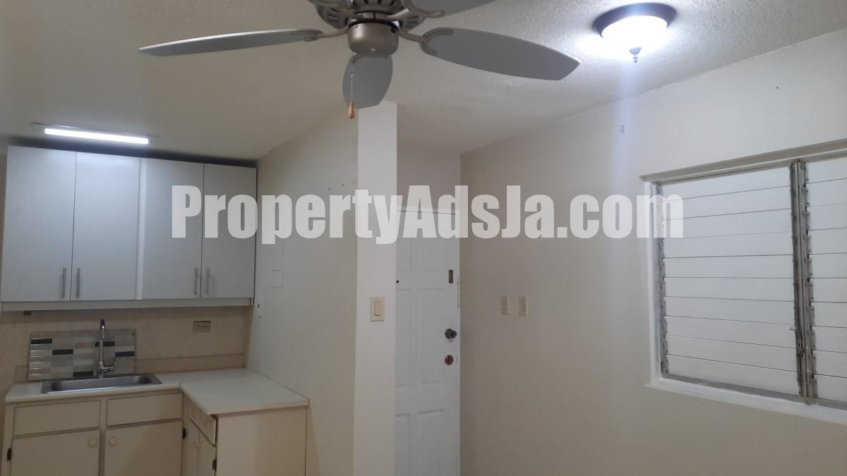 Apartment For Rent in Oaklands Apartments, Kingston / St. Andrew