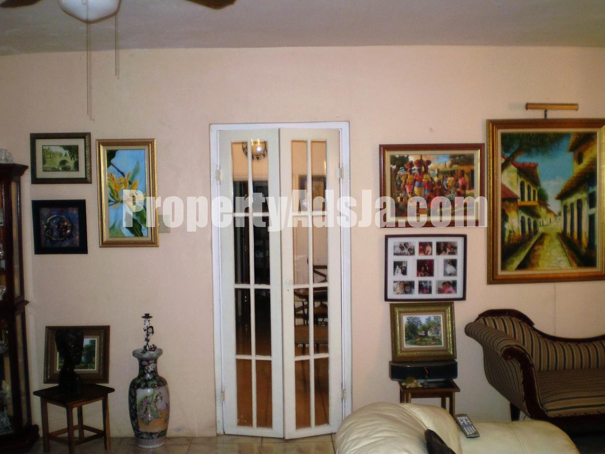 House For Sale in Orange Grove, Kingston / St. Andrew Jamaica