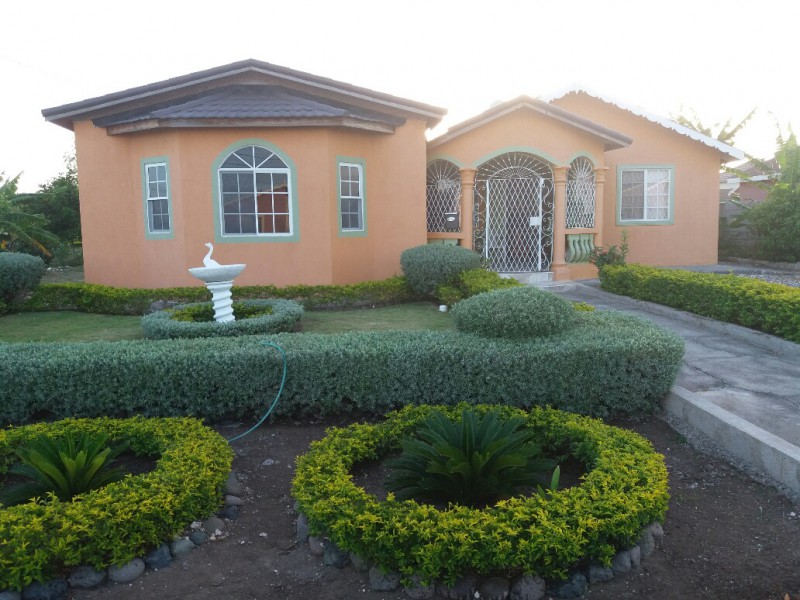 House For Sale in Old Harbour, St. Catherine Jamaica