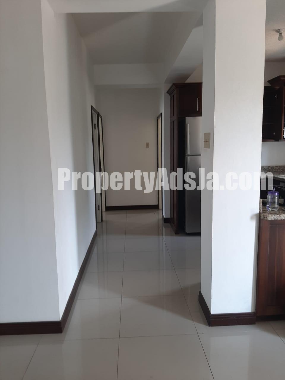 Apartment For Rent in Kingston 10, Kingston / St. Andrew Jamaica