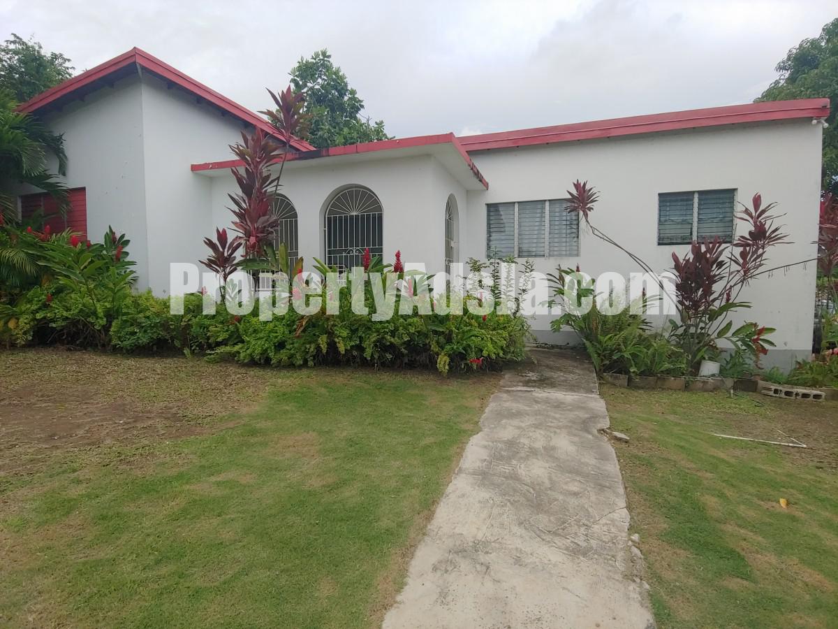 House For Sale in Cherry Gardens, Kingston / St. Andrew Jamaica