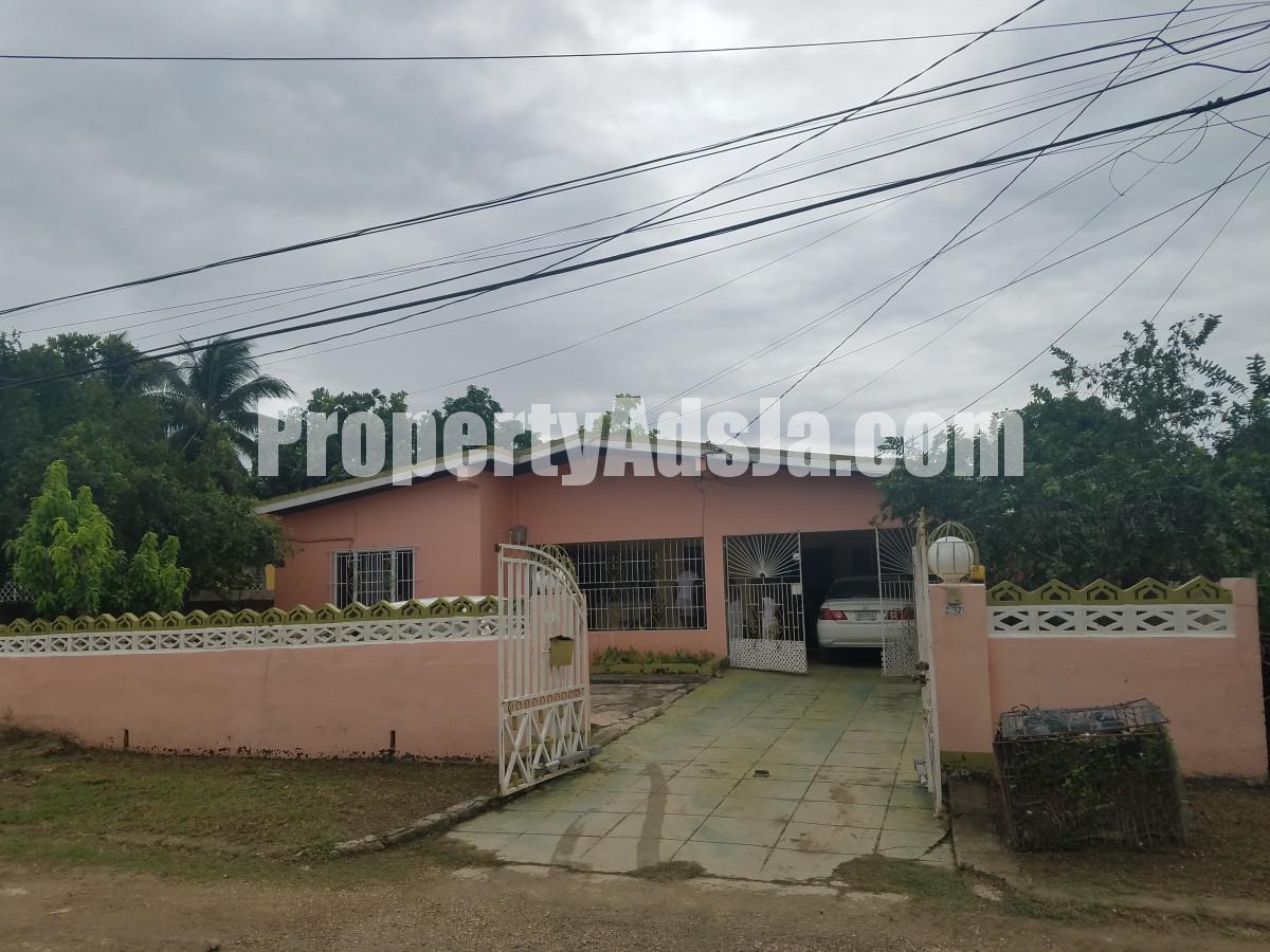 House For Sale in Willowdene, St. Catherine Jamaica