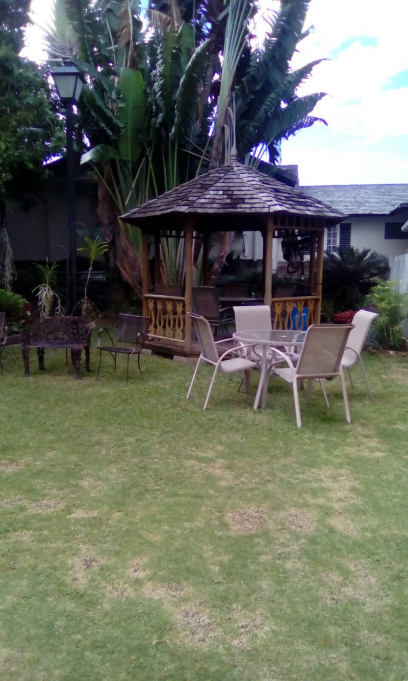 Townhouse For Sale in MANOR PARK, Kingston / St. Andrew Jamaica