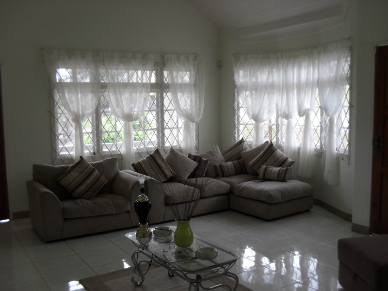 House For Rent in Mandeville, Manchester Jamaica