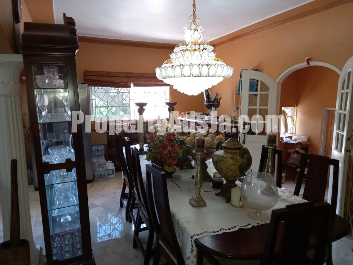 House For Sale in Heights, Kingston / St. Andrew Jamaica