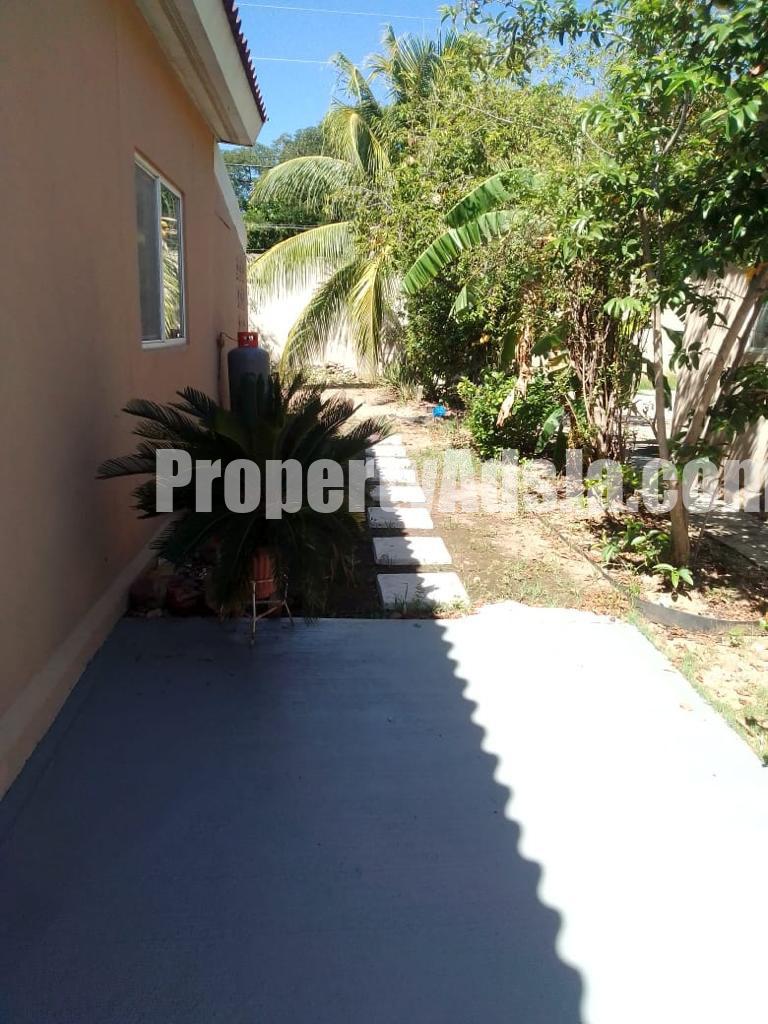House For Rent in Caymanas Estate, St. Catherine Jamaica