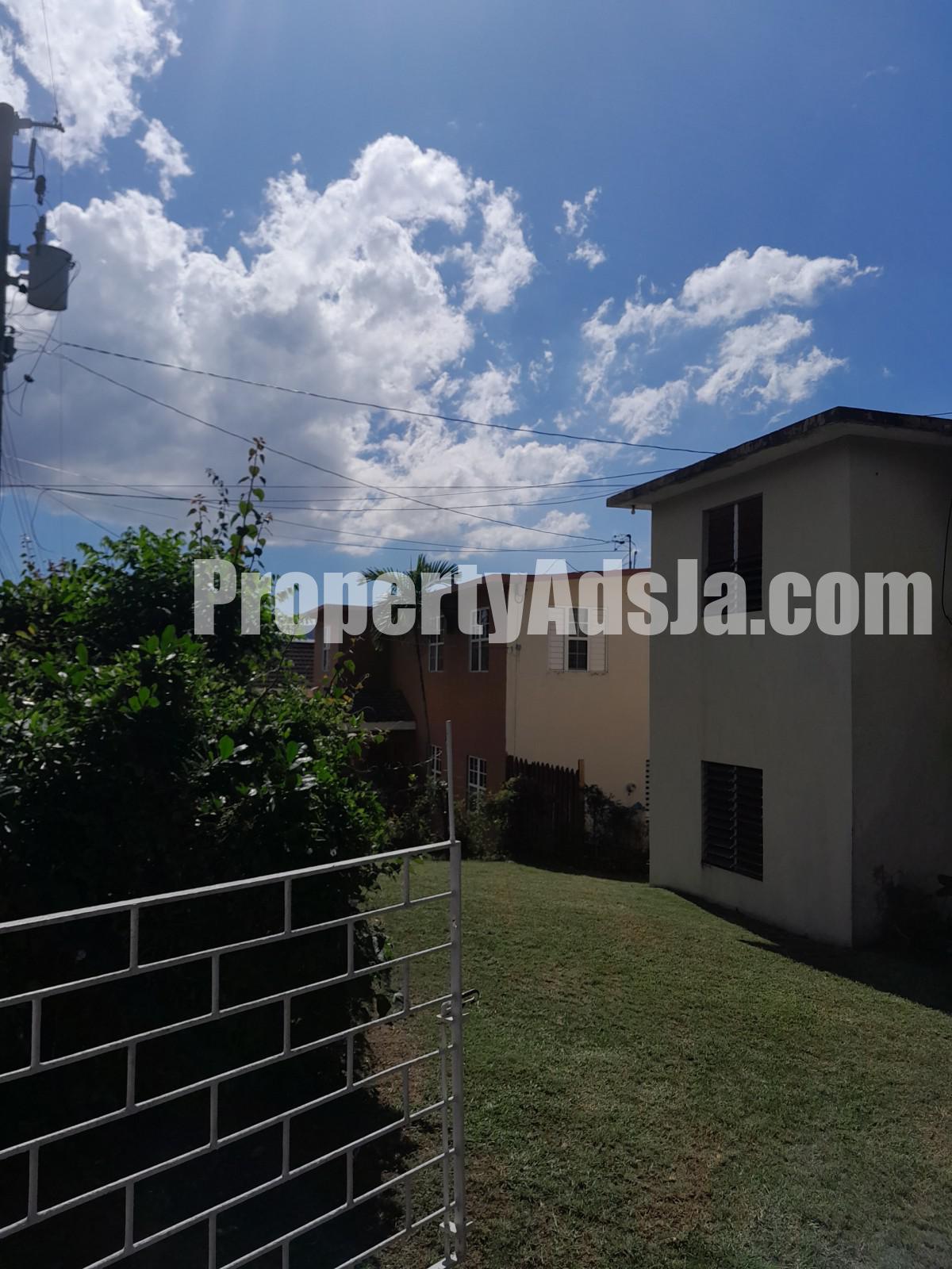 House For Sale in Hope Pastures, Kingston / St. Andrew Jamaica