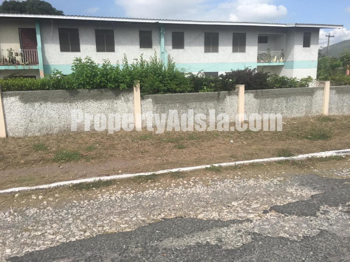 Apartment For Rent in Red Hills Rd, Kingston / St. Andrew Jamaica
