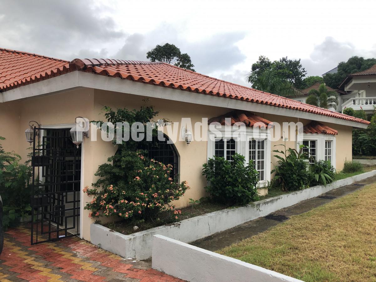 House For Sale in Cherry Gardens, Kingston / St. Andrew Jamaica