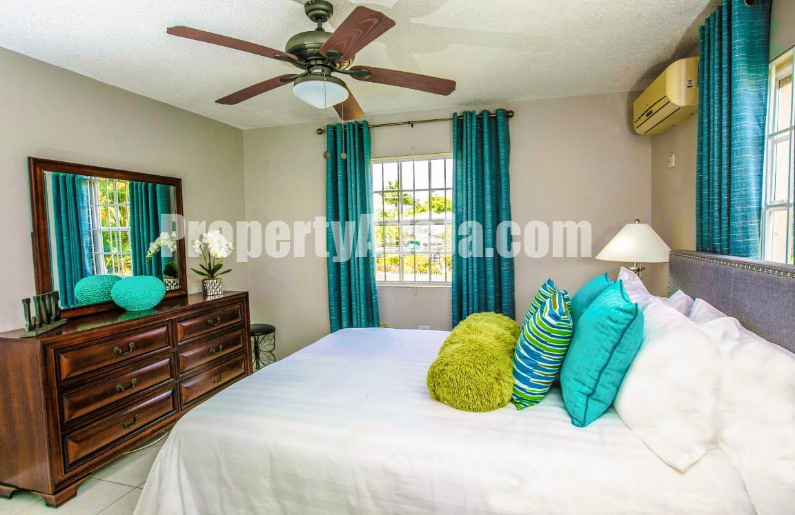 Apartment For Rent in Kingston 6, Kingston / St. Andrew Jamaica