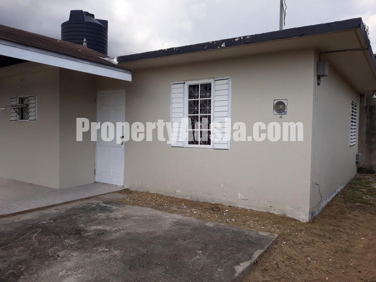 House For Rent in Innswood Village, St. Catherine Jamaica