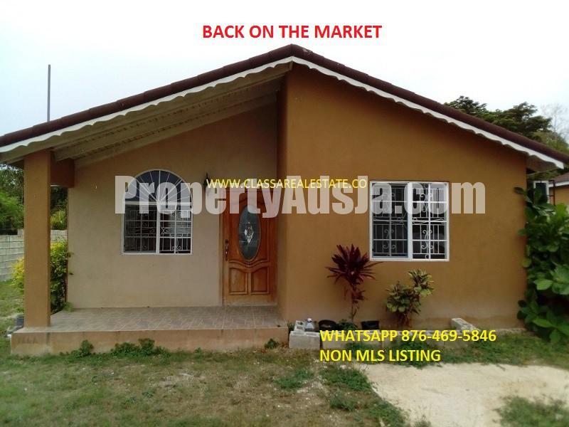 House For Sale in FLORENCE HALL, Trelawny Jamaica