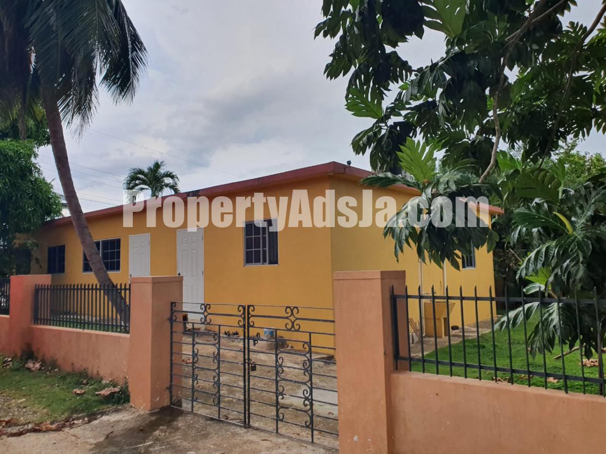 House For Sale in Mercury Gardens, St. Catherine Jamaica