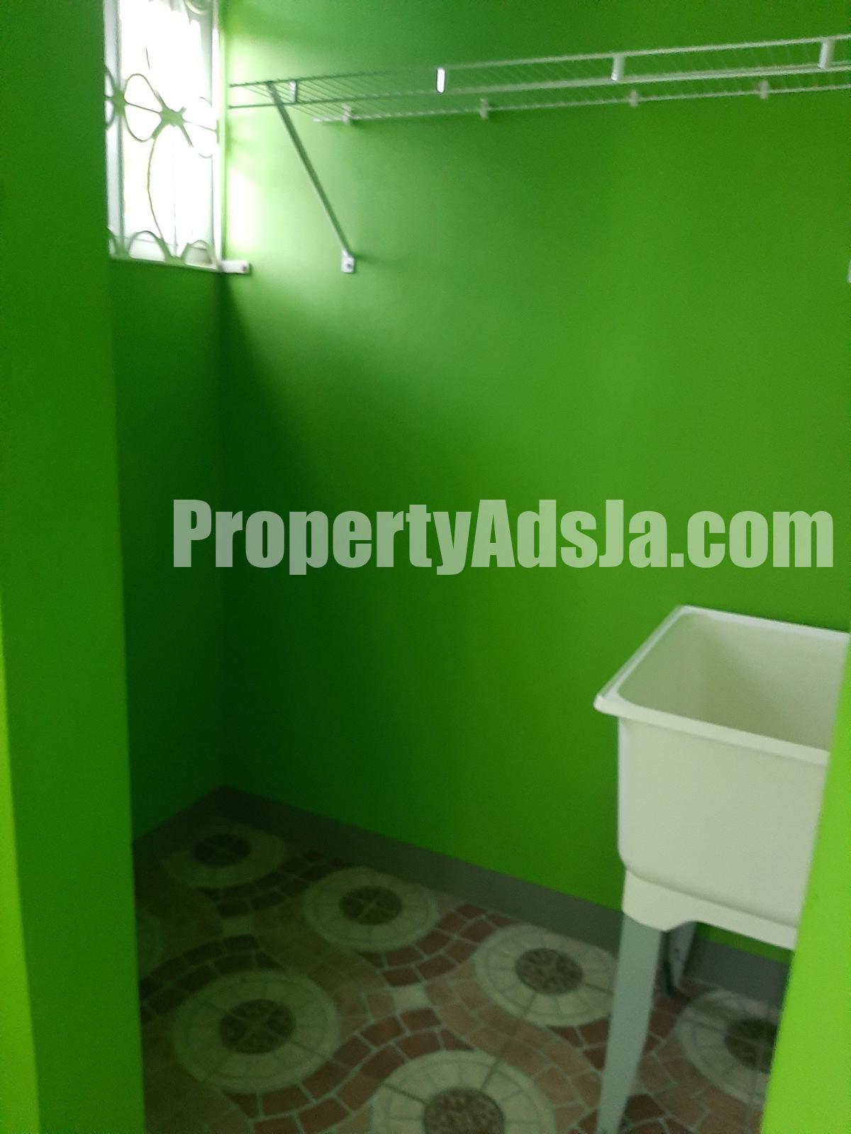 Flat For Rent in Great Pond Ocho Rios, St. Ann Jamaica