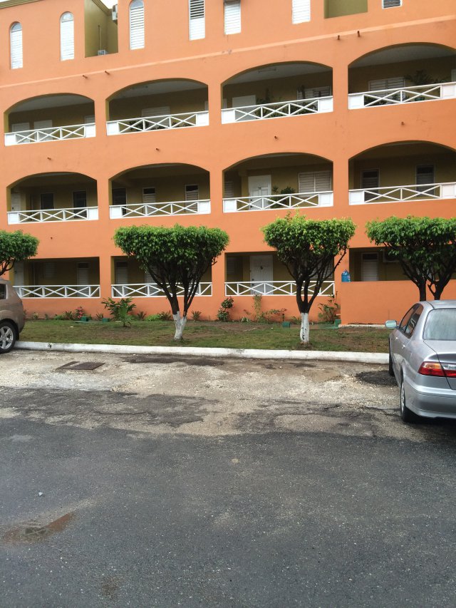 Apartment For Rent in CONSTANT SPRING RD, Kingston / St. Andrew Jamaica