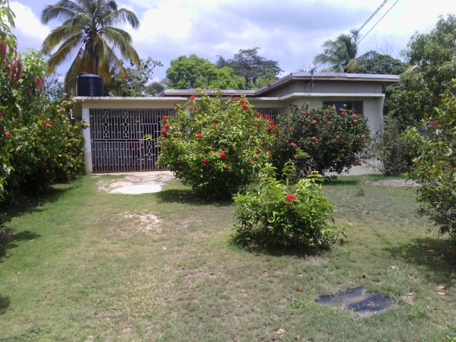 House For Sale in Denbigh, Clarendon Jamaica ...