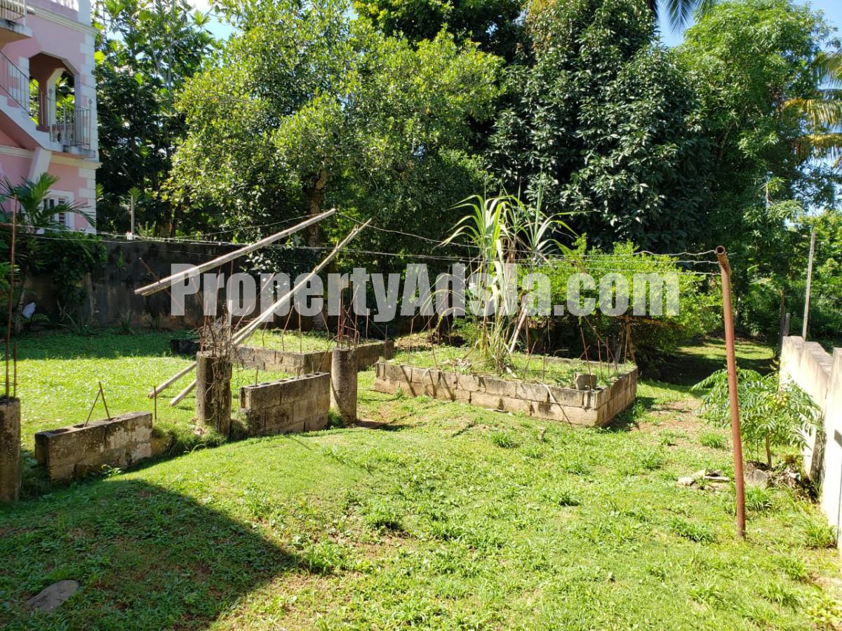 House For Sale in Charlemont Housing Scheme, St. Catherine Jamaica