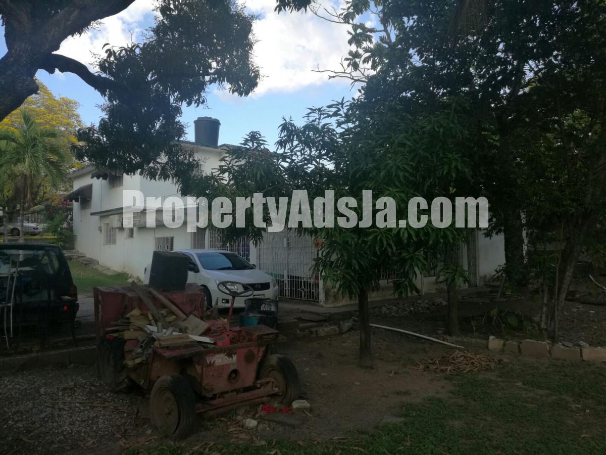 House For Sale in Acadia, Kingston / St. Andrew Jamaica