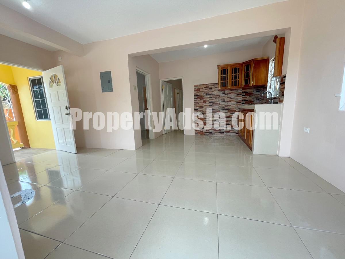 House For Rent in Longville Park, Clarendon Jamaica