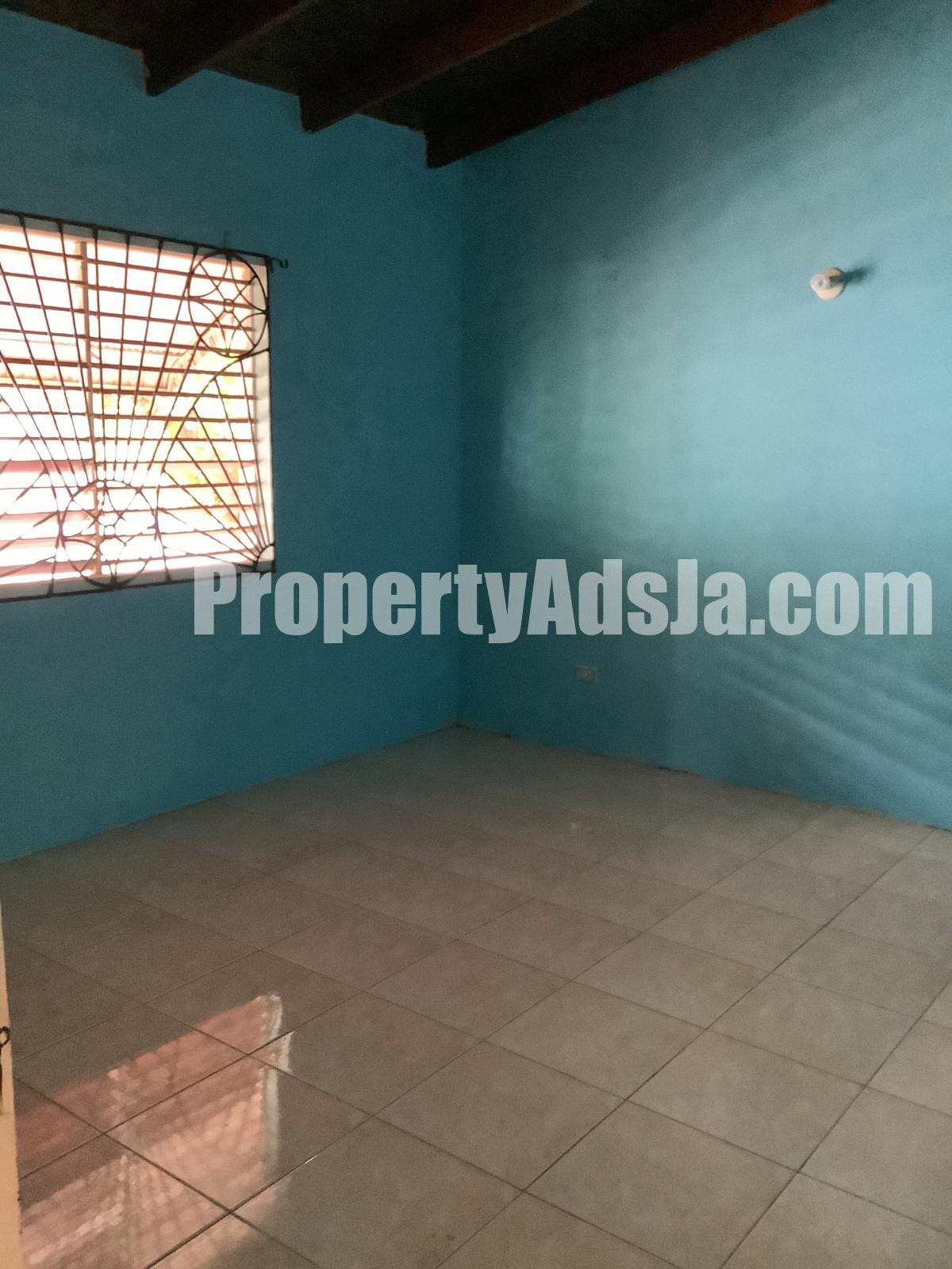 House For Rent in Willowdene Spanish town, St. Catherine Jamaica