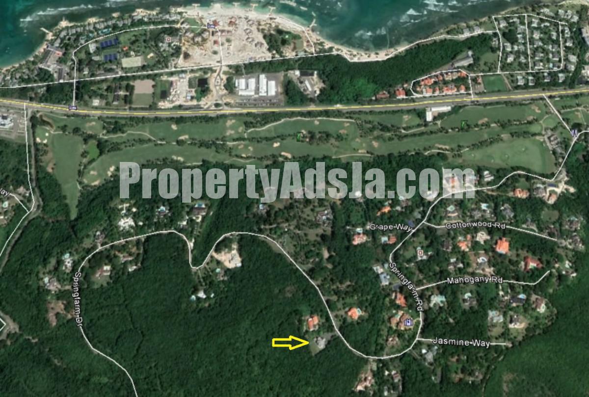 House For Sale in montego bay, St. James Jamaica