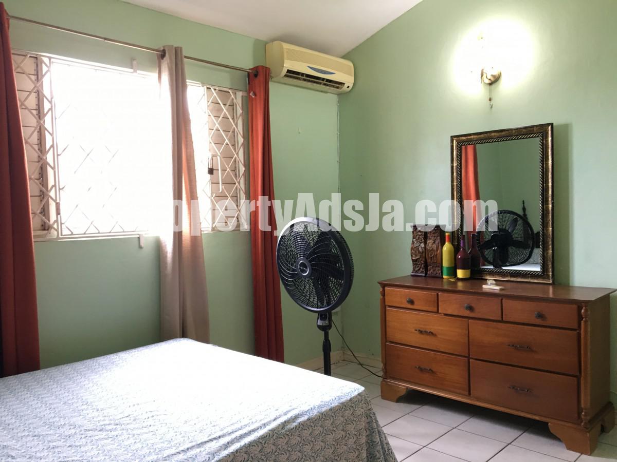 Townhouse For Rent in Kingston 20, Kingston / St. Andrew Jamaica