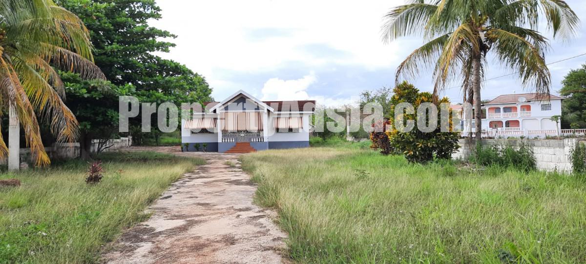 House For Sale in St Elizabeth, St. Elizabeth Jamaica