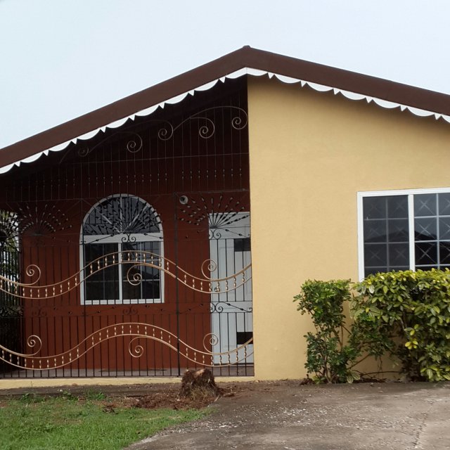 House For Sale in New Harbour Village, St. Catherine Jamaica