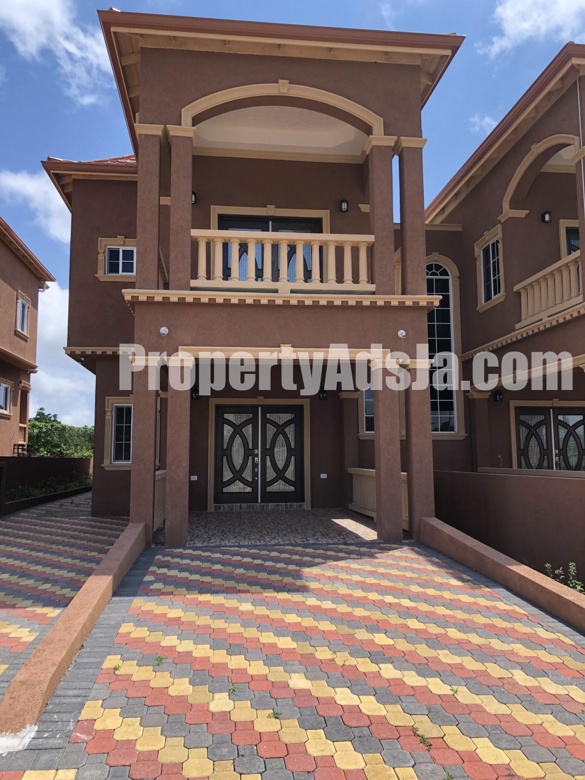 Townhouse For Sale in Newark Estate, Manchester Jamaica