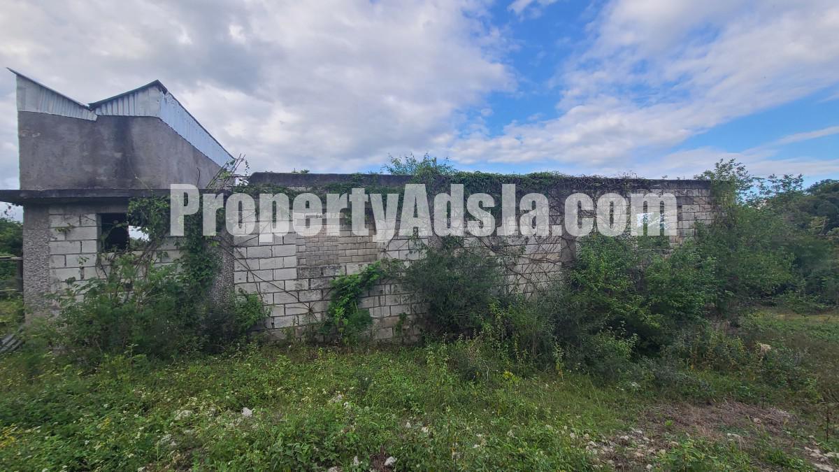 House For Sale in Leeds, St. Elizabeth Jamaica