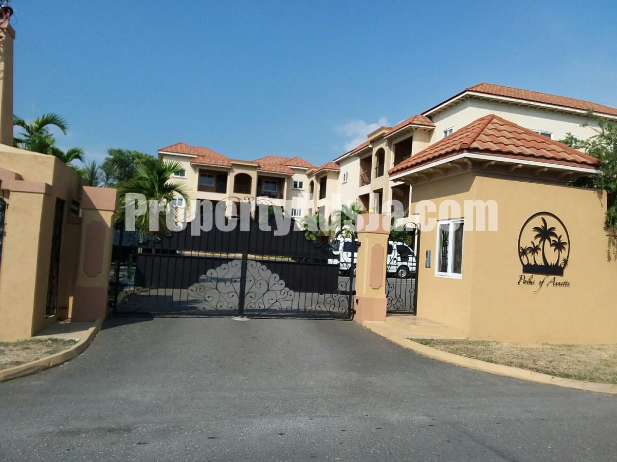 Apartment For Rent in Crescent, Kingston / St. Andrew Jamaica