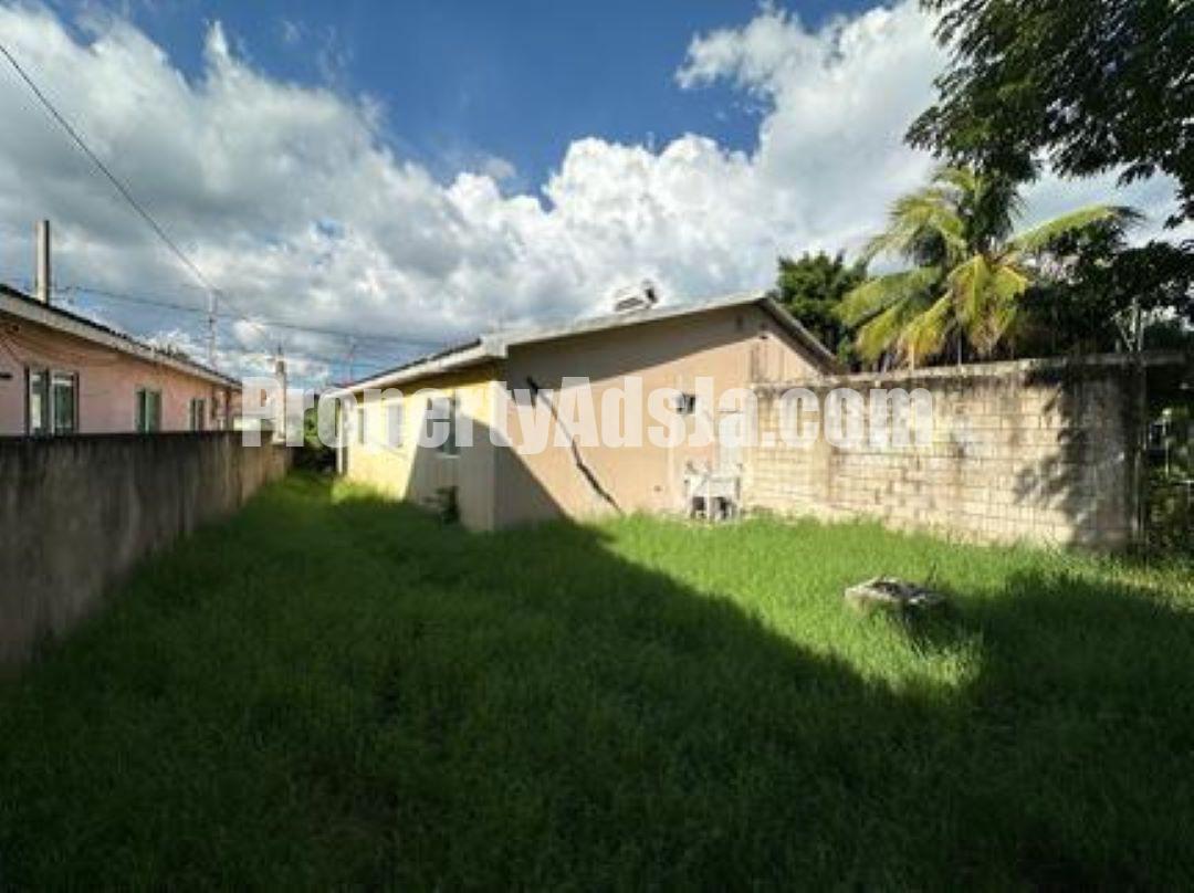 House For Sale in Spanish Town, St. Catherine Jamaica