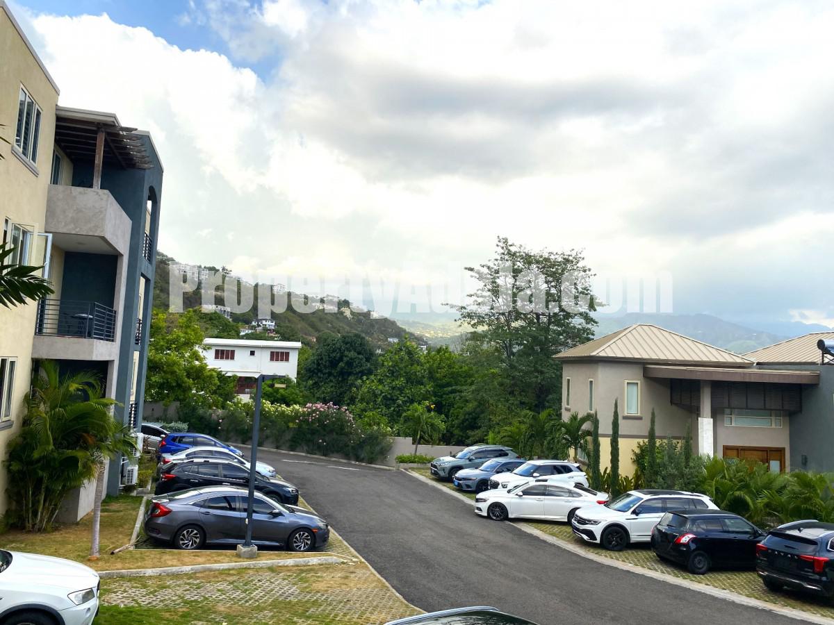 Apartment For Rent in Red Hills, Kingston / St. Andrew Jamaica