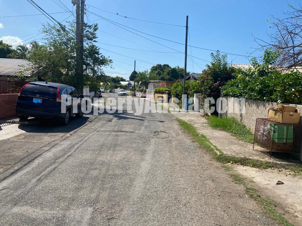 House For Sale in Meadowbrook Estate, Kingston / St. Andrew Jamaica