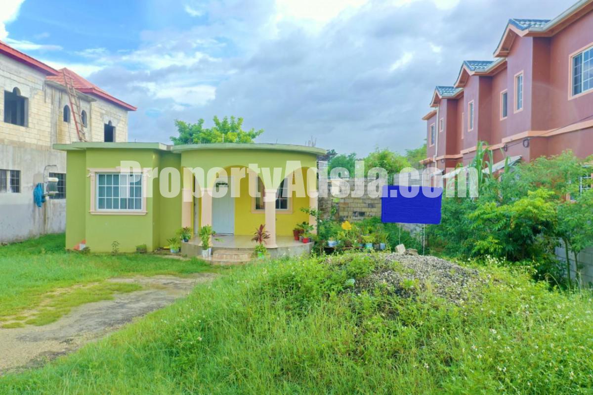 House For Sale in Luana, St. Elizabeth Jamaica