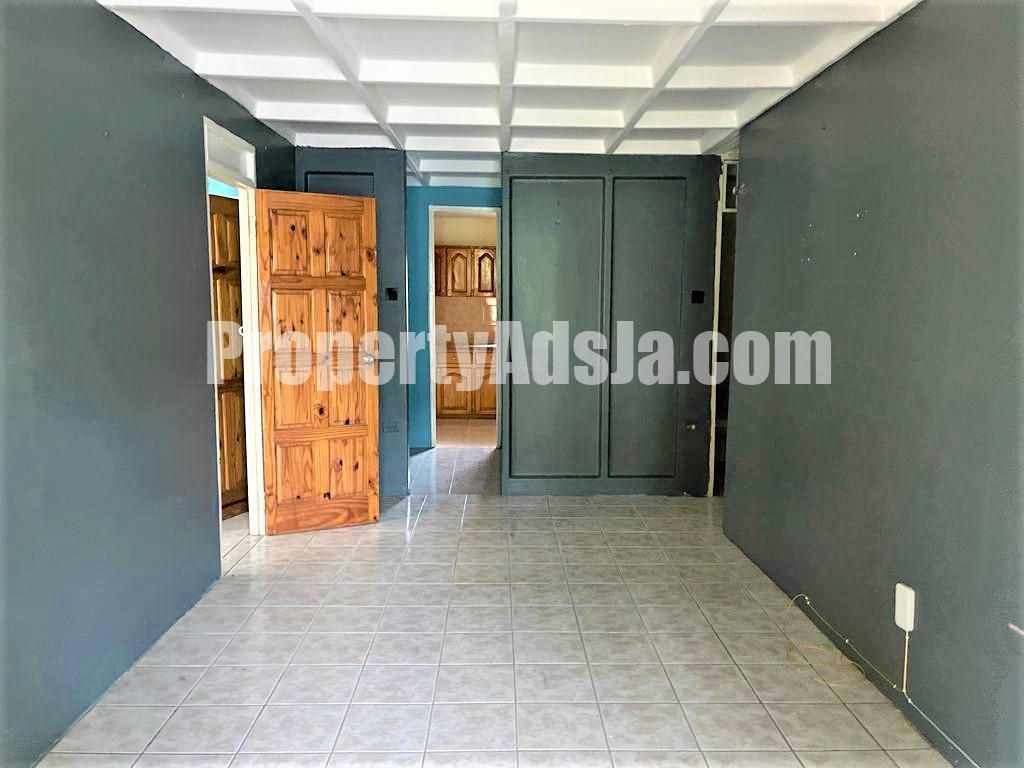 House For Rent in DUHANEY PARK, Kingston / St. Andrew Jamaica