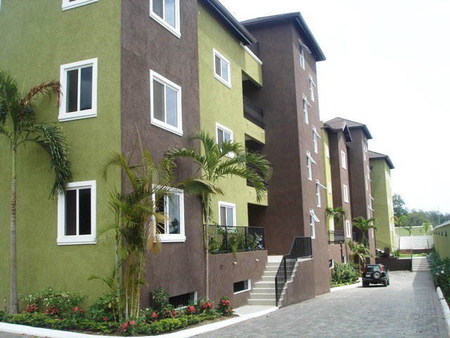 Apartment For Lease/rental in Waterloo Road, Kingston / St
