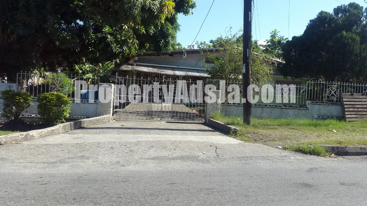 House For Sale in Havendale, Kingston / St. Andrew Jamaica