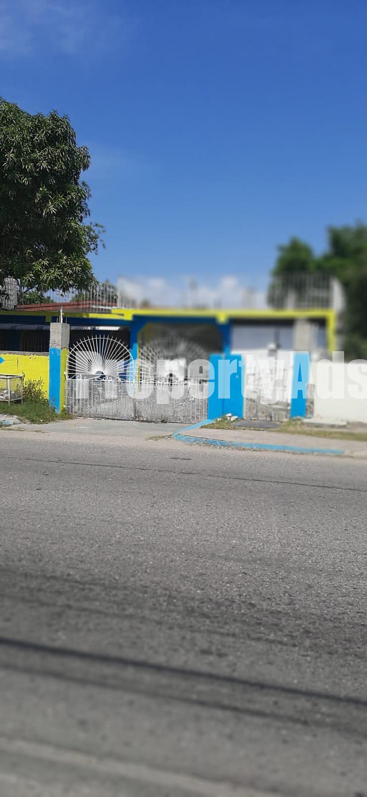 House For Sale in Washington Gardens, Kingston / St. Andrew Jamaica