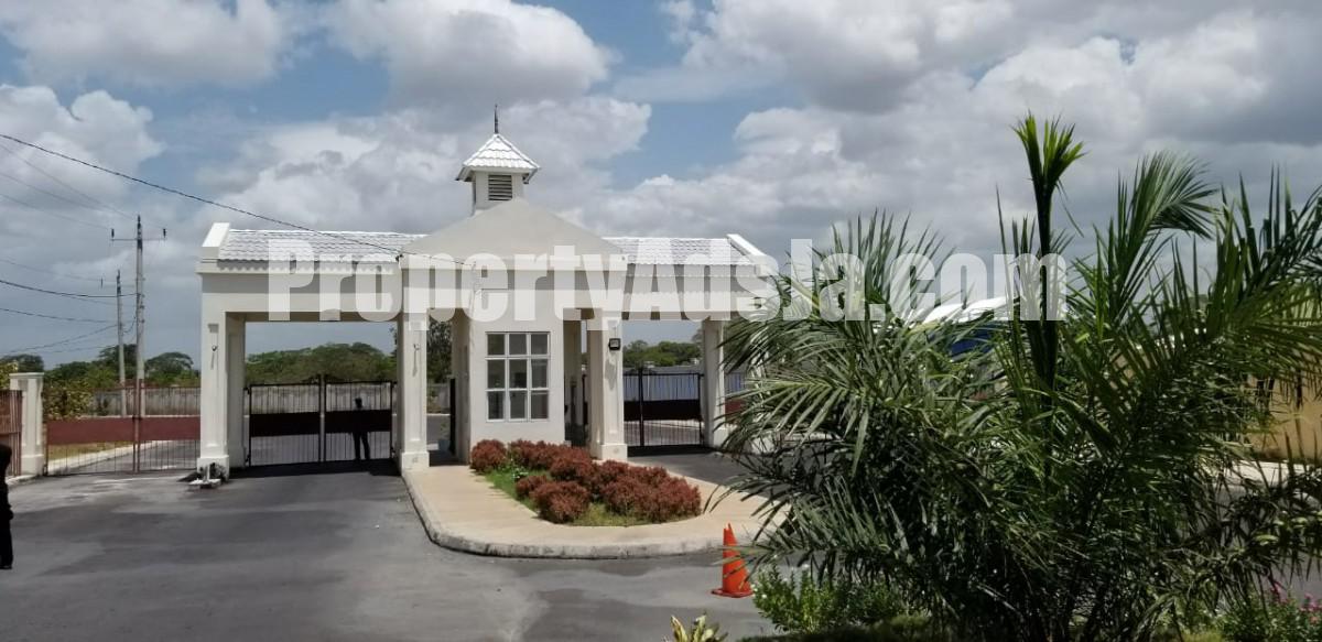 House For Rent in Orchards Innswood, St. Catherine Jamaica
