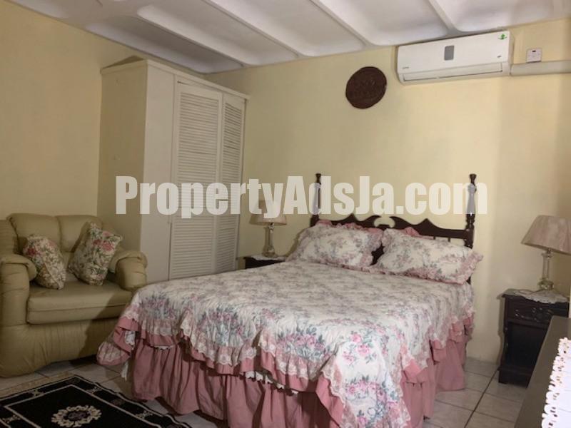 House For Rent in Kingston, Kingston / St. Andrew Jamaica