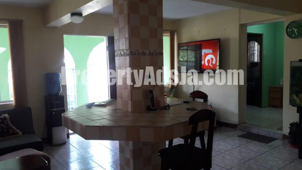 House For Sale in Golden Acres Red Hills, Kingston / St. Andrew Jamaica