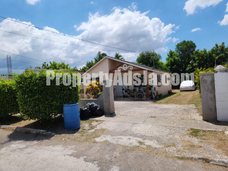 House For Sale in White Water Meadows, St. Catherine Jamaica