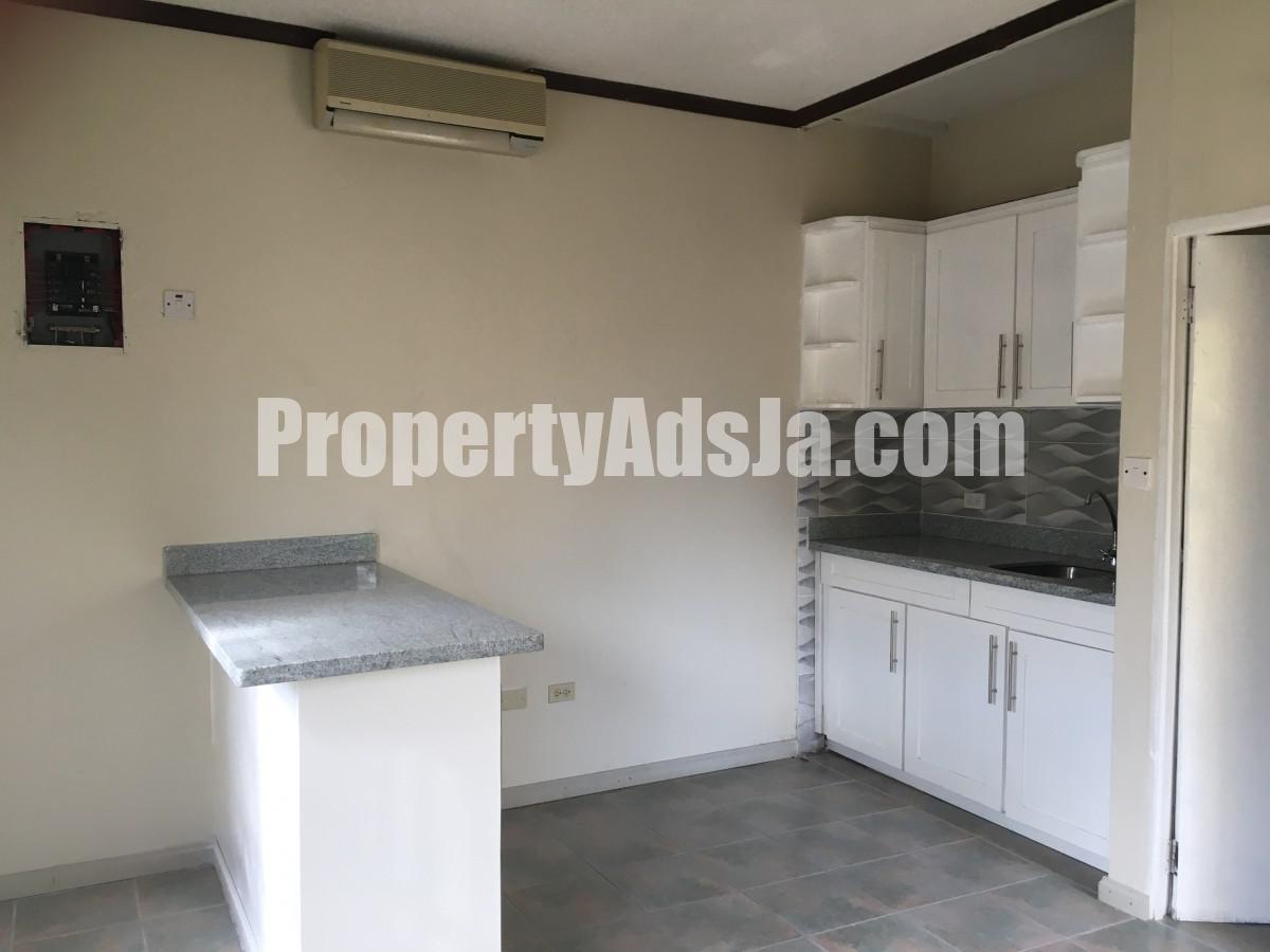 Apartment For Rent in Queensbury, Kingston / St. Andrew Jamaica