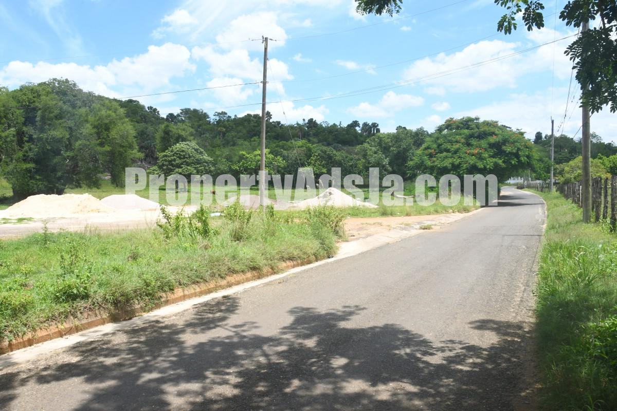 Residential lot For Sale in Santa Cruz, St. Elizabeth Jamaica