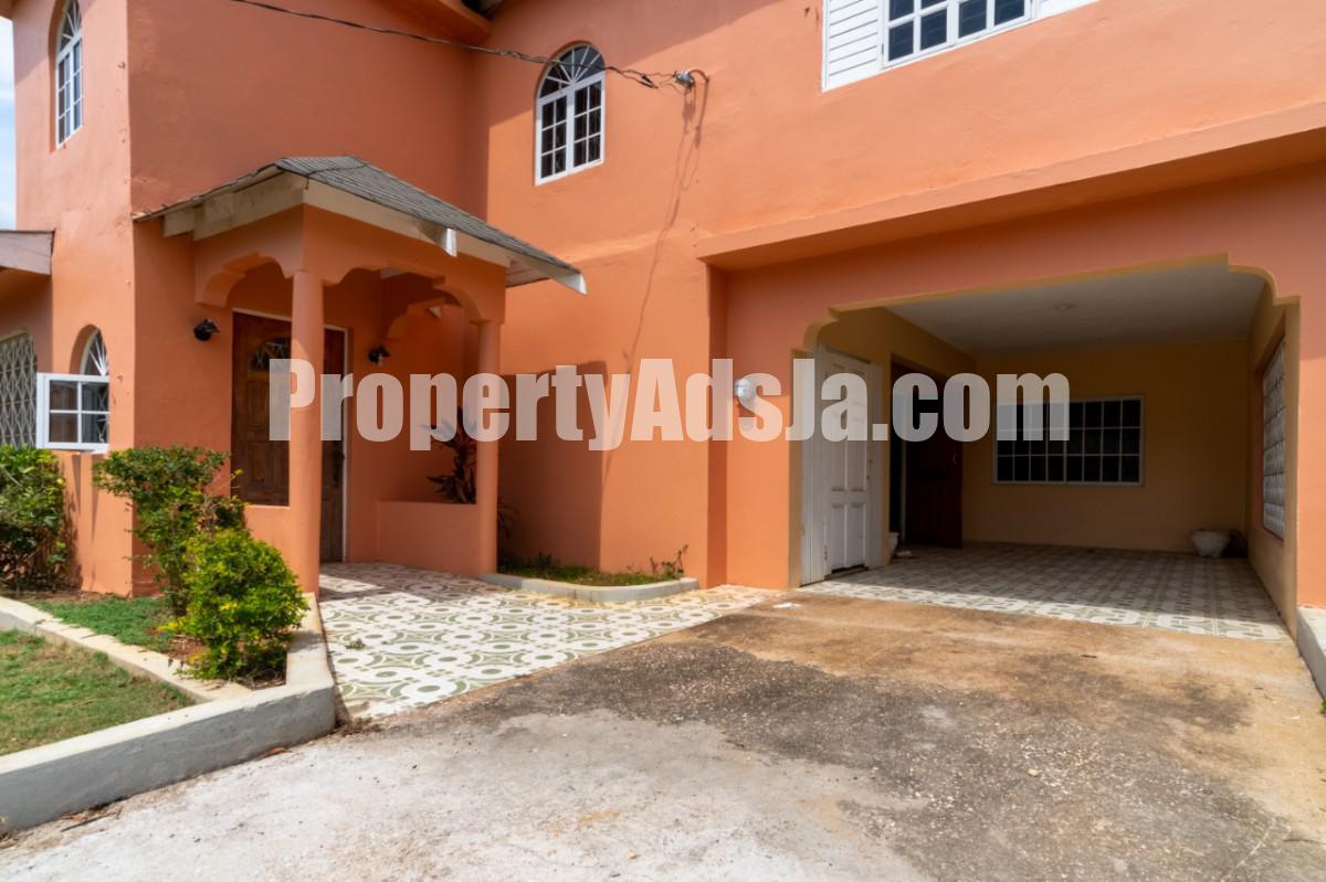 House For Sale in Keystone, St. Catherine Jamaica