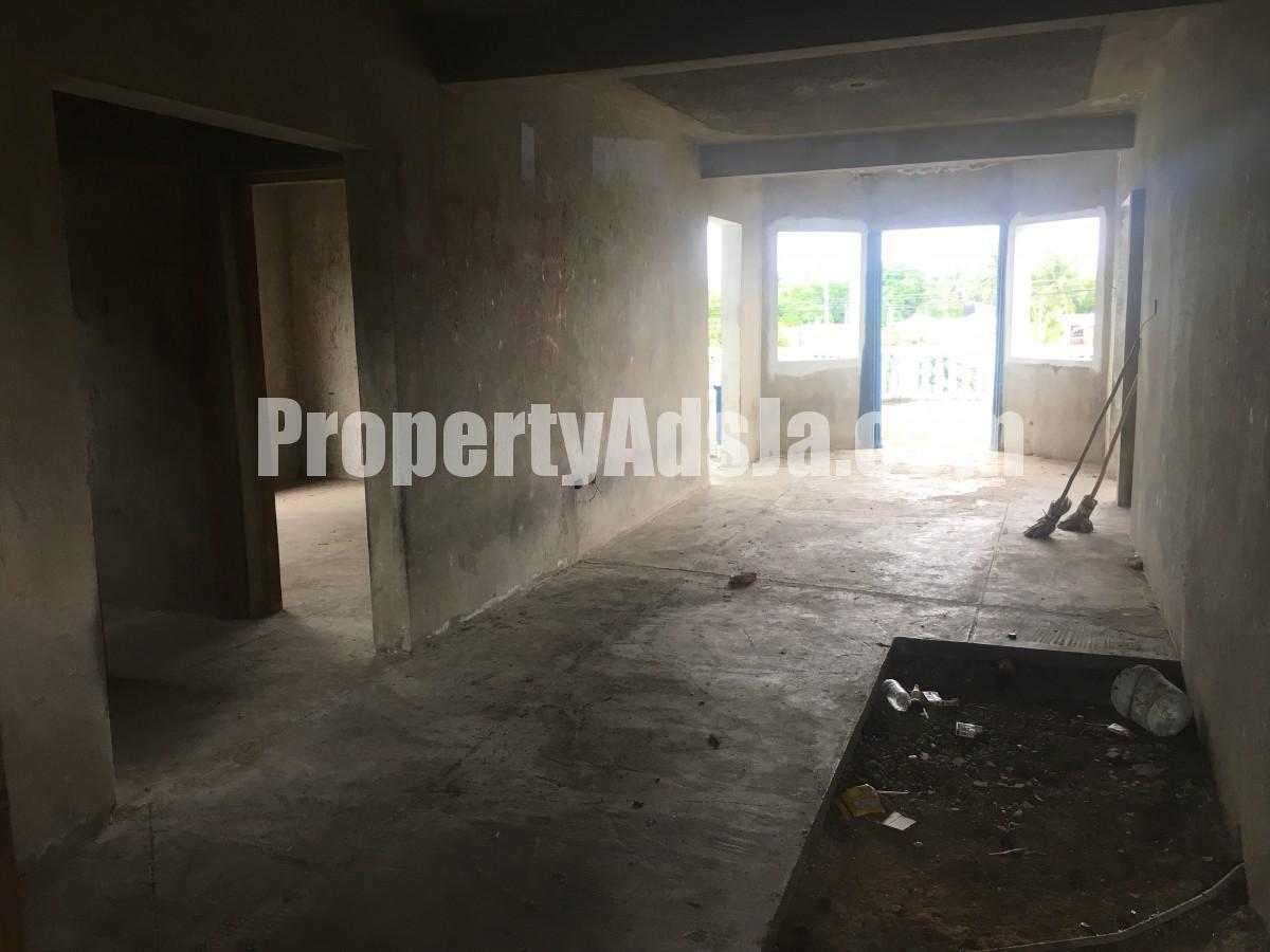 House For Sale in Sydenham Villa, St. Catherine Jamaica