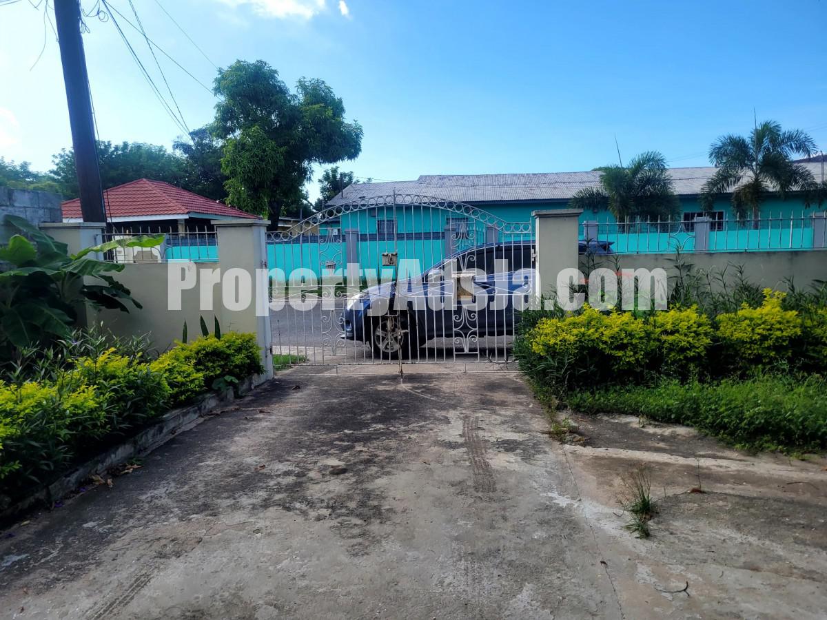 House For Rent in Kgn 20, Kingston / St. Andrew Jamaica
