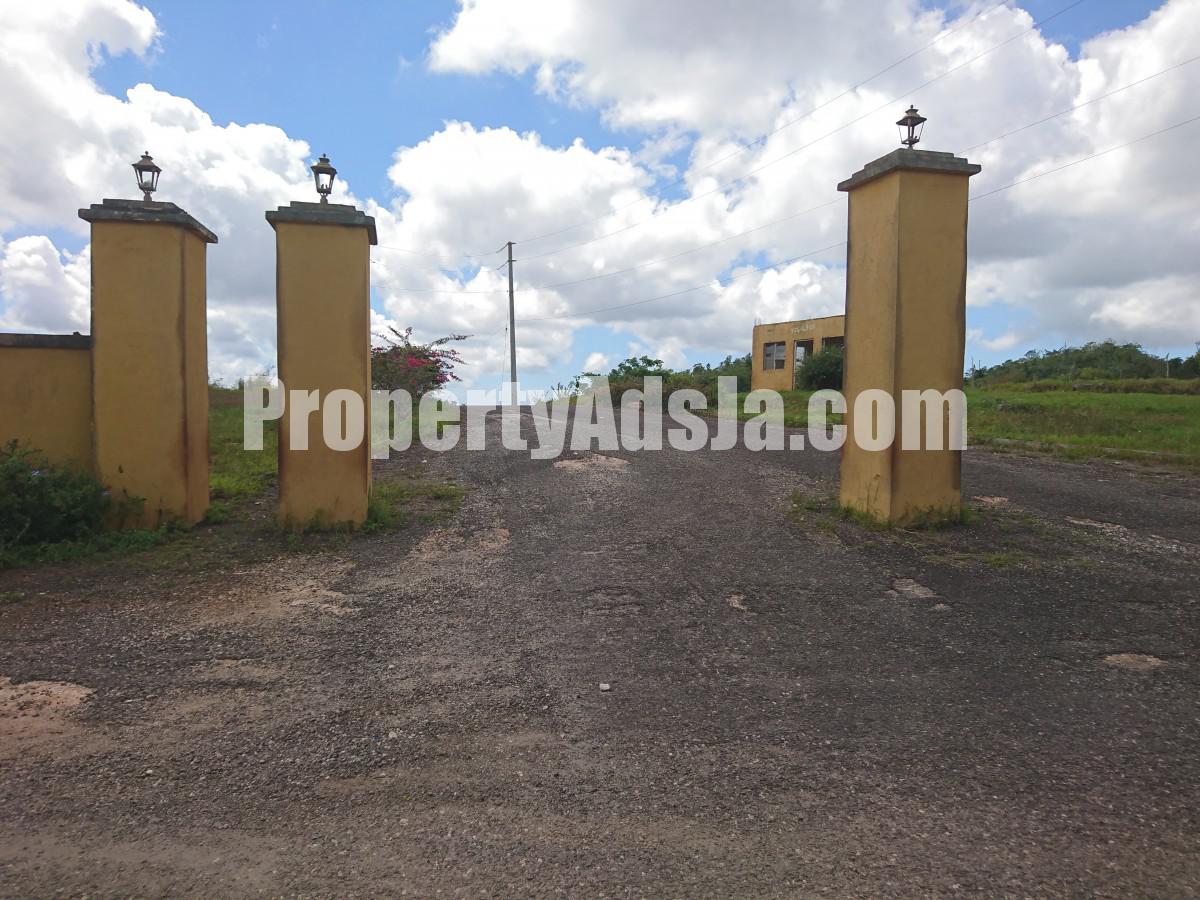 Residential lot For Sale in Enfield Meadows, Manchester Jamaica
